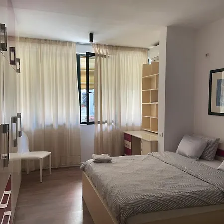 Apartment Intirana Tirana